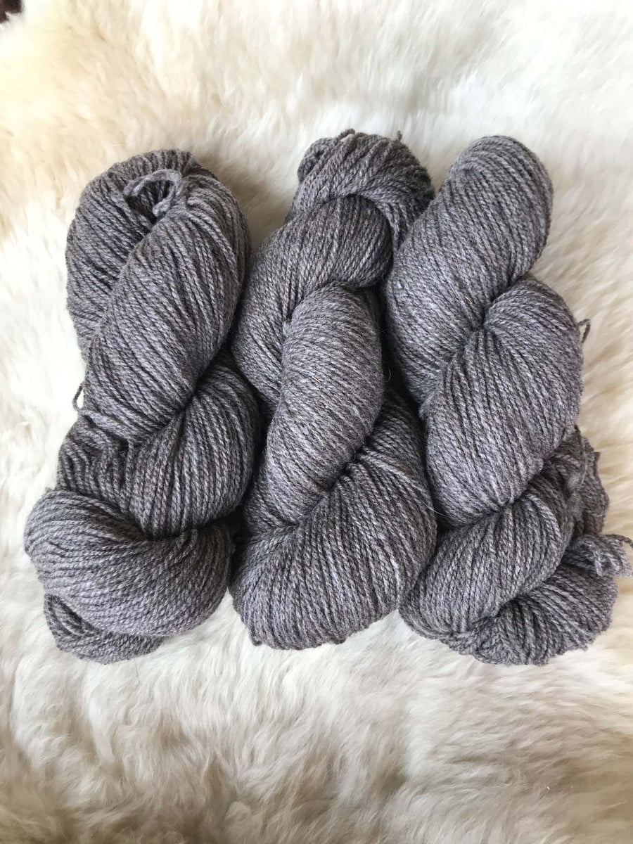 Corriedale Bulky Wool Roving-Sombrero – Mohair & More